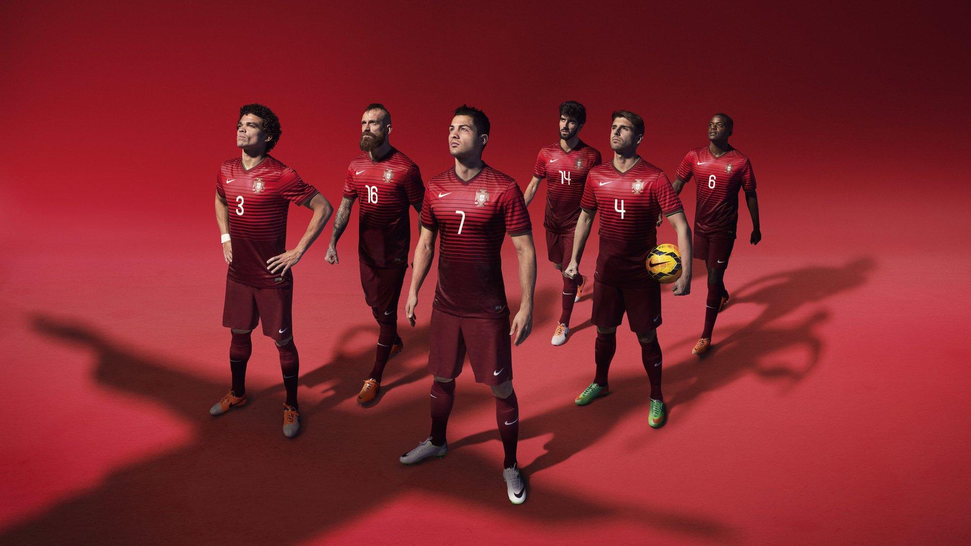 梅西创职业生涯新纪录！双手交叉致敬黑豹 上一场模仿雷神